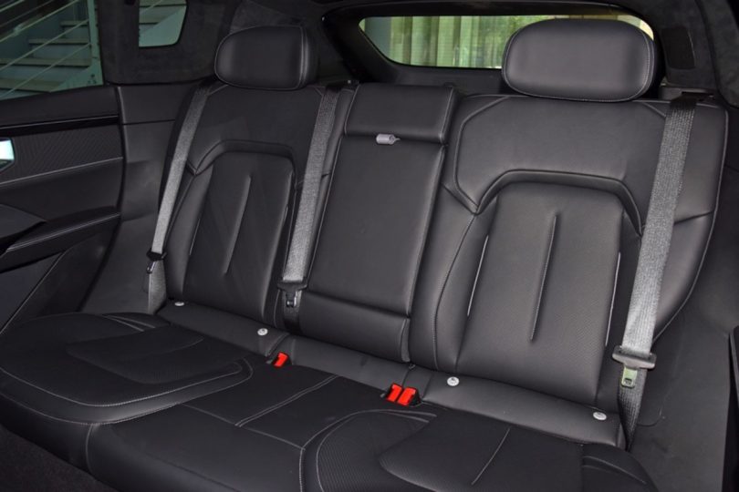 Електромобіль Hiphi Y - фото thumbnail 1