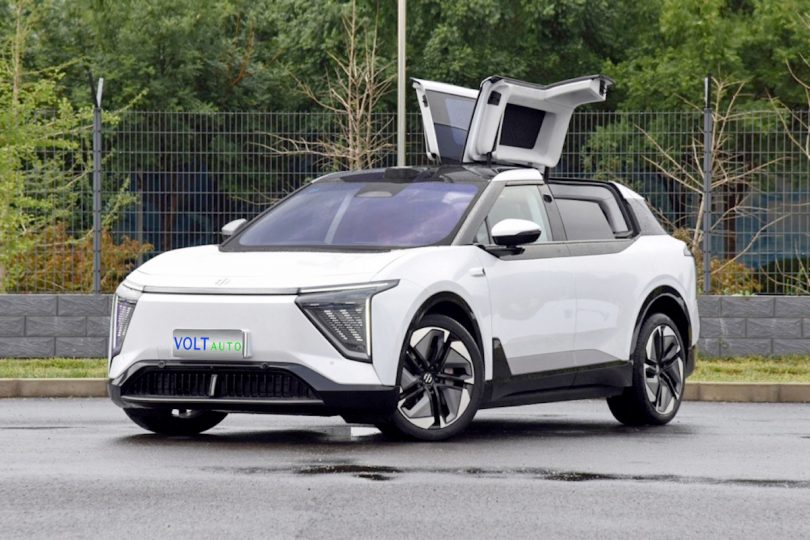 Електромобіль Hiphi Y - фото thumbnail 1