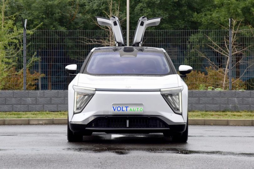 Електромобіль Hiphi Y - фото thumbnail 1