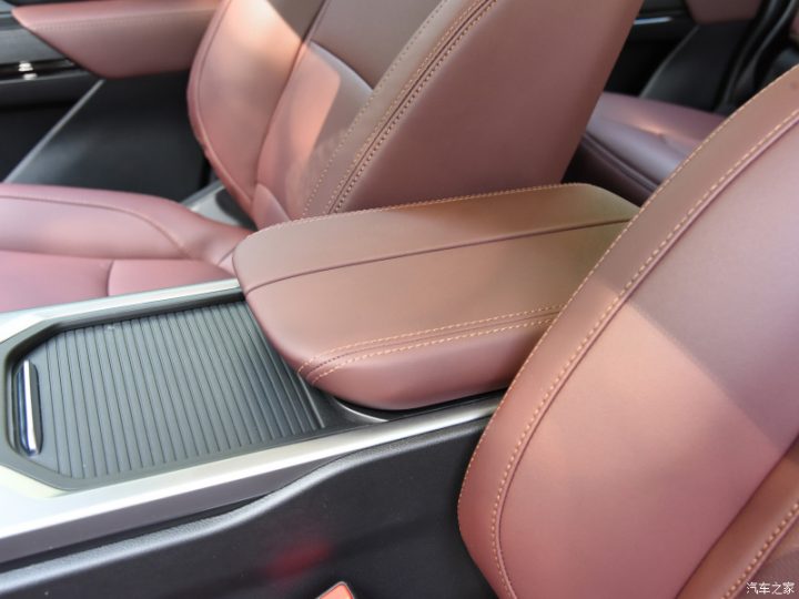 Електромобіль Geely Radar RD6 - фото thumbnail 1