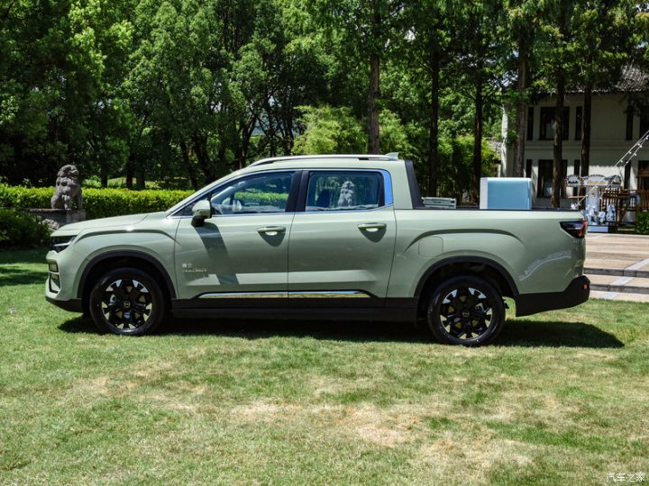 Електромобіль Geely Radar RD6 - фото thumbnail 1