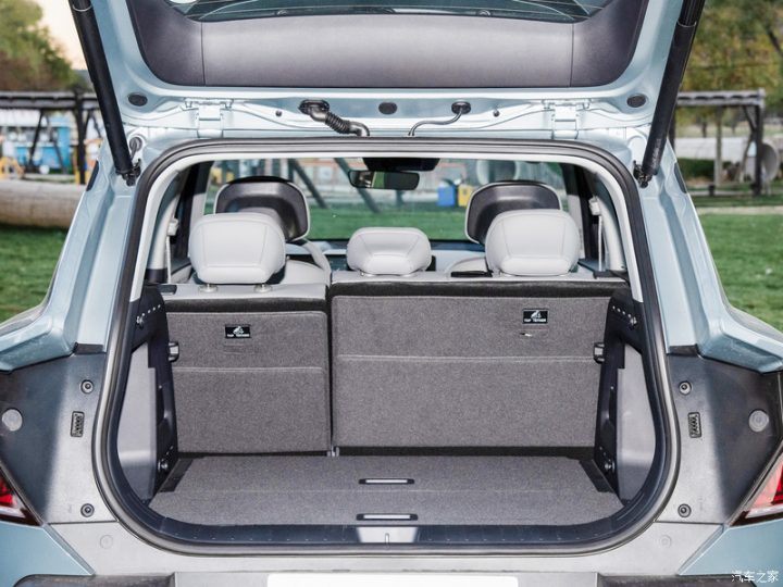 Електромобіль Kia EV5 - фото thumbnail 1