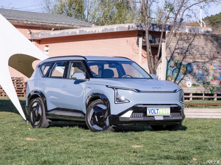 Електромобіль Kia EV5 - фото thumbnail 1