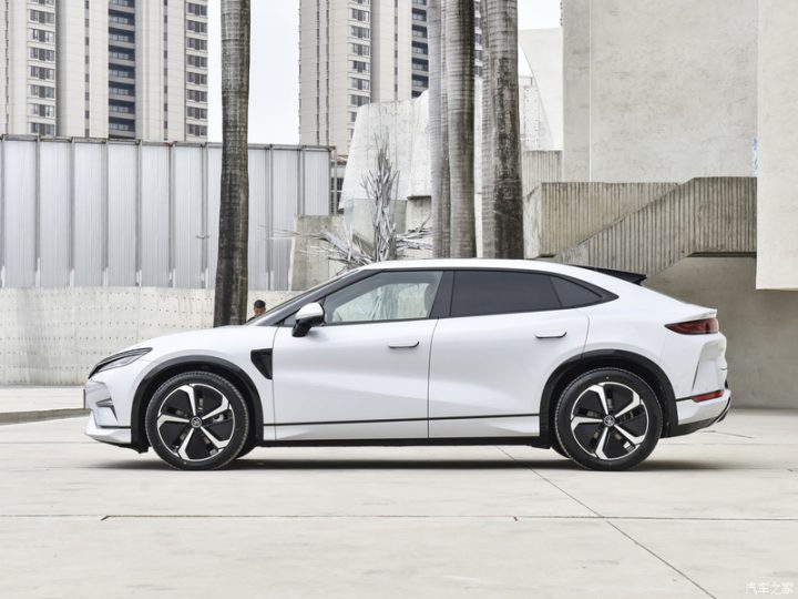 Електромобіль BYD SONG L - фото thumbnail 1