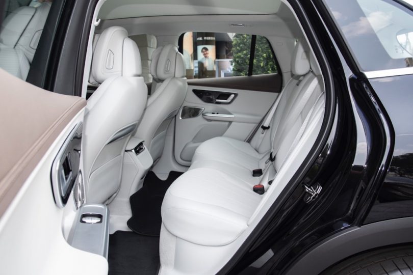 Електромобіль Mercedes EQE SUV - фото thumbnail 1