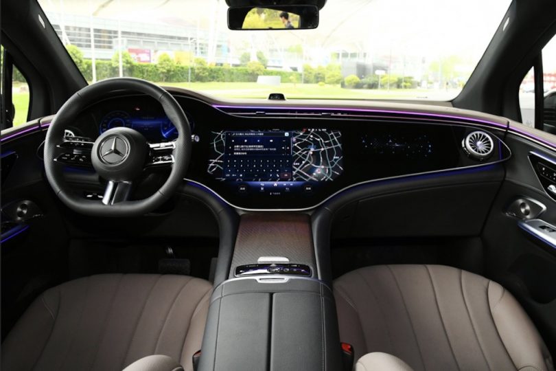 Електромобіль Mercedes EQE SUV - фото thumbnail 1