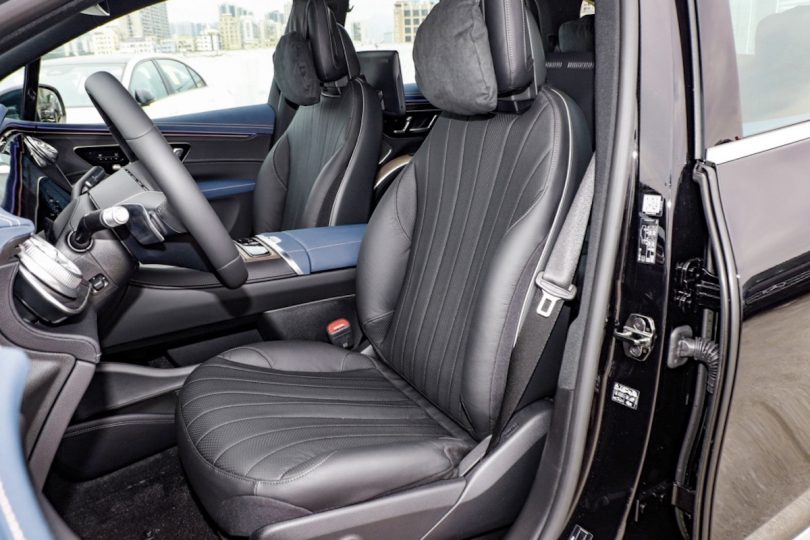 Електромобіль Mercedes EQS SUV - фото thumbnail 1