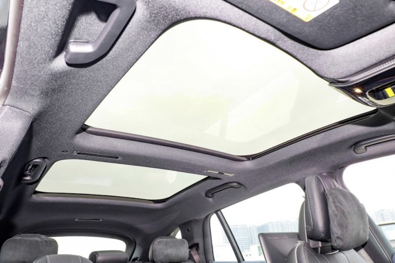 Електромобіль Mercedes EQS SUV - фото thumbnail 1