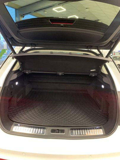 Електромобіль FAW Hongqi E-HS9 - фото thumbnail 1