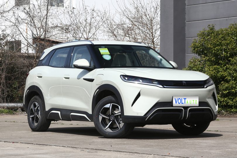 Електромобіль BYD Yuan UP - фото thumbnail 1