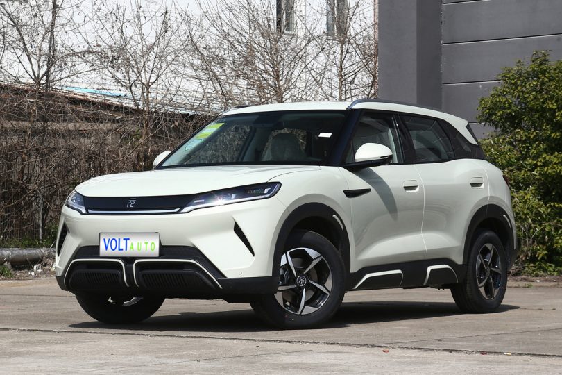 Електромобіль BYD Yuan UP - фото thumbnail 1