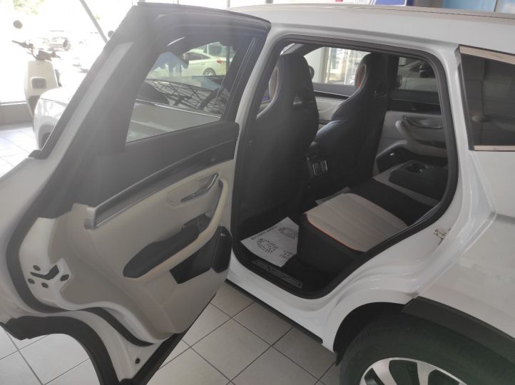 Електромобіль BYD Song Plus Flagship Plus Електромобіль BYD Song Plus Flagship Plus - фото thumbnail 1