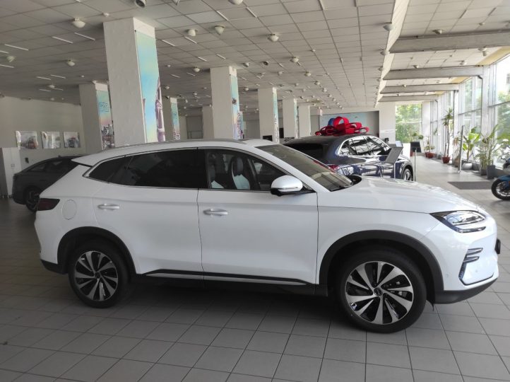 Електромобіль BYD Song Plus Flagship Plus Електромобіль BYD Song Plus Flagship Plus - фото thumbnail 1