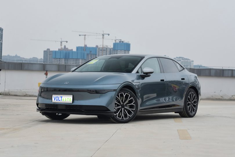 Електромобіль Zeekr 007 - фото thumbnail 1