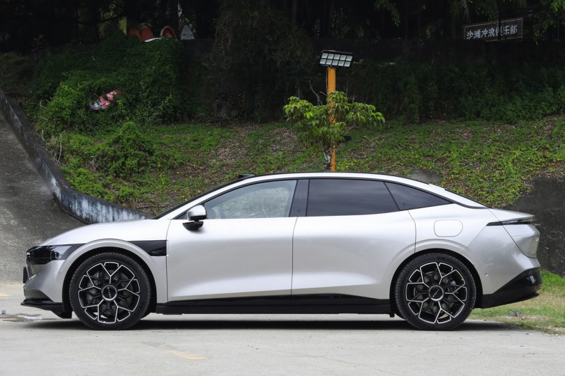 Електромобіль Zeekr 007 - фото thumbnail 1