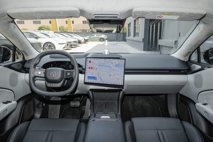 Електромобіль Zeekr 007 - фото thumbnail 1