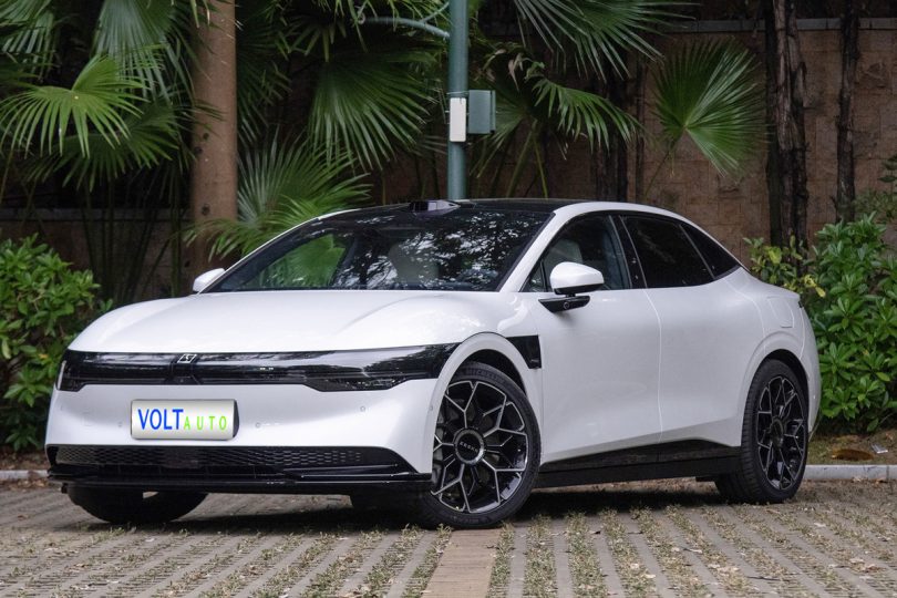 Електромобіль Zeekr 007 - фото thumbnail 1