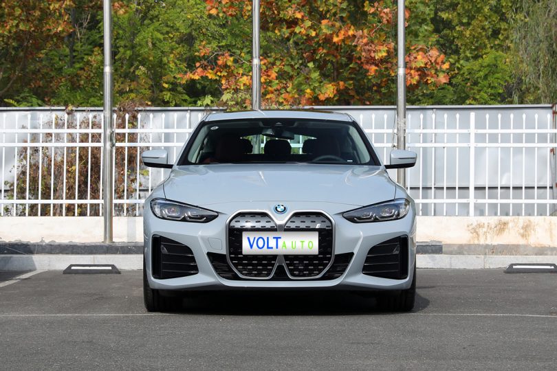 Електромобіль BMW i4 Електромобіль BMW i4 - фото thumbnail 1