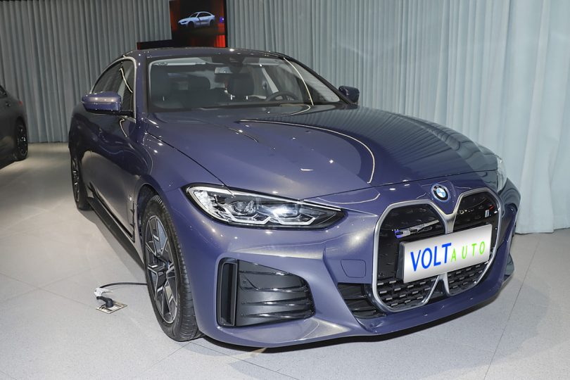 Електромобіль BMW i4 Електромобіль BMW i4 - фото thumbnail 1