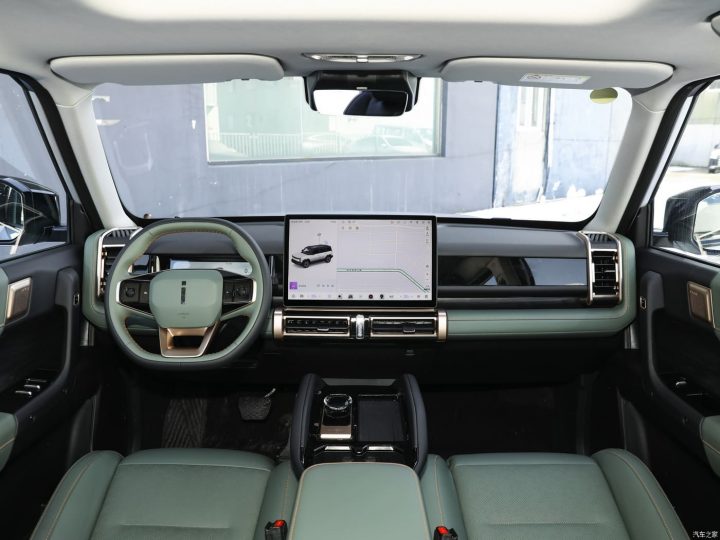 Електромобіль Chery iCAR 03 Електромобіль Chery iCAR 03 - фото thumbnail 1