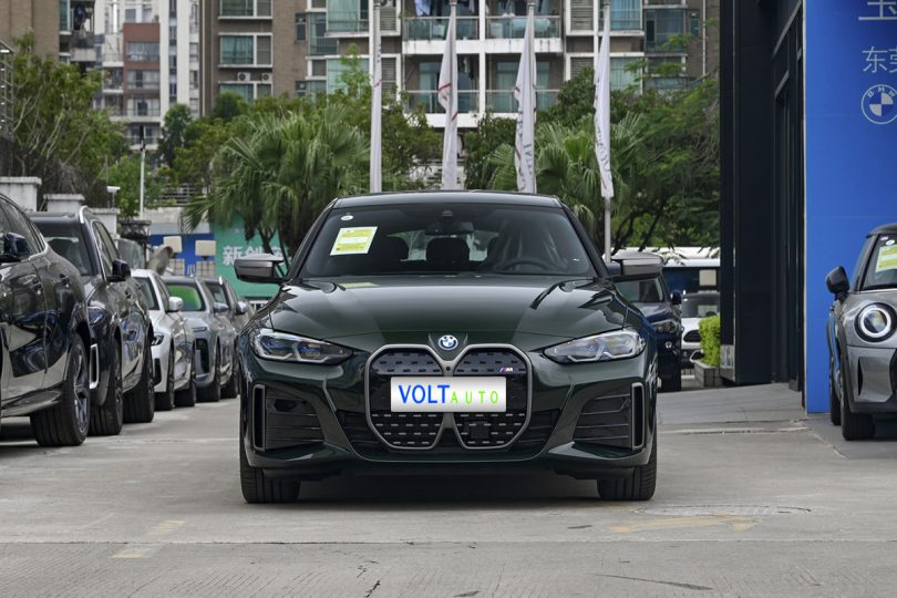 Електромобіль BMW i4 Електромобіль BMW i4 - фото thumbnail 1