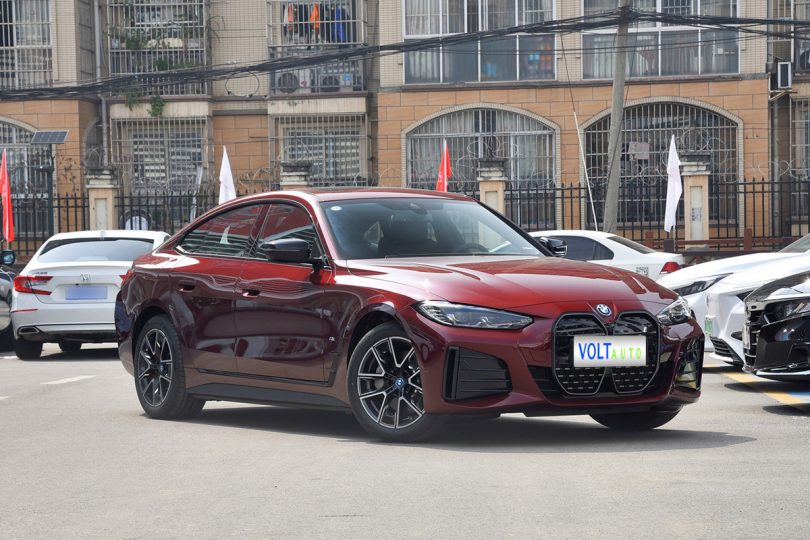 Електромобіль BMW i4 Електромобіль BMW i4 - фото thumbnail 1