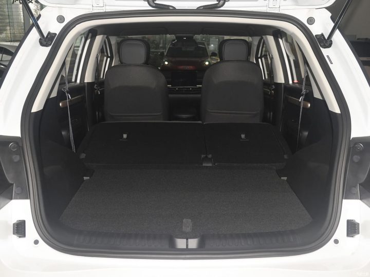 Електромобіль Baojun Cloud Електромобіль Baojun Cloud - фото thumbnail 1