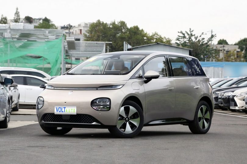 Електромобіль Baojun Cloud Електромобіль Baojun Cloud - фото thumbnail 1