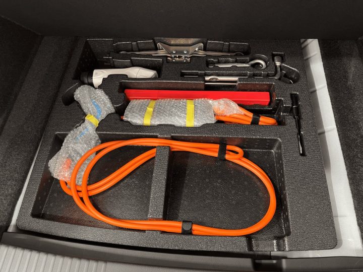 Електромобіль Honda M-NV 1 - фото thumbnail 1