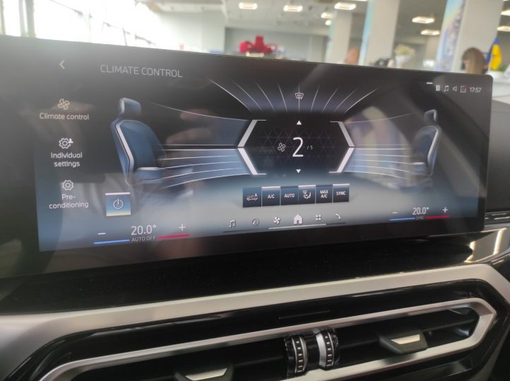 Електромобіль BMW i3 2024 - фото thumbnail 1