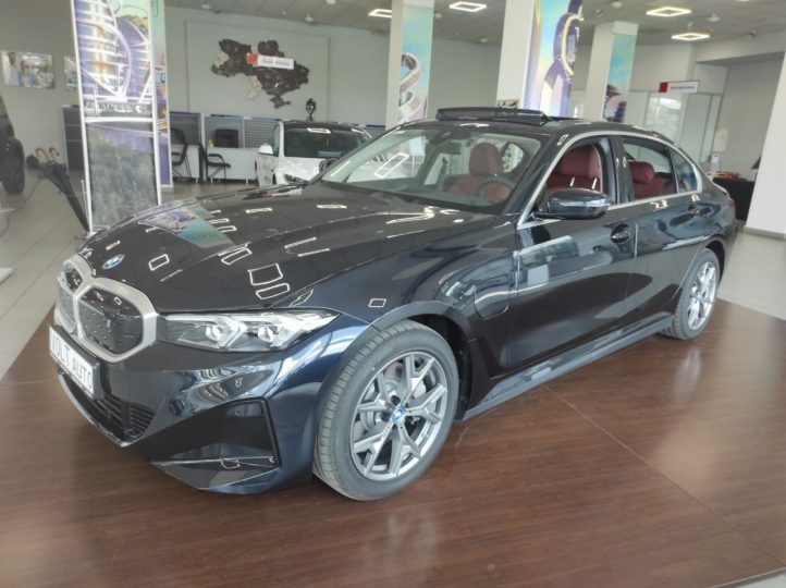 Електромобіль BMW i3 2024 - фото thumbnail 1